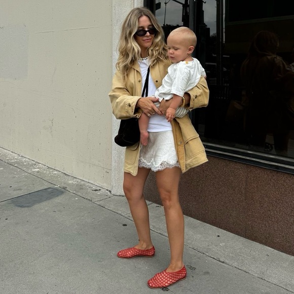 Women’s Red Jelly Mesh Flat Shoes Size 8 - Picture 8 of 15